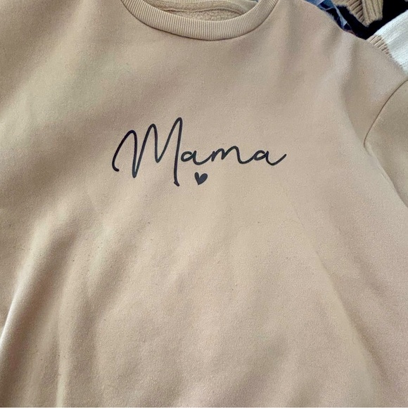 Cream 'Mama' Sweatshirt - Picture 2 of 3